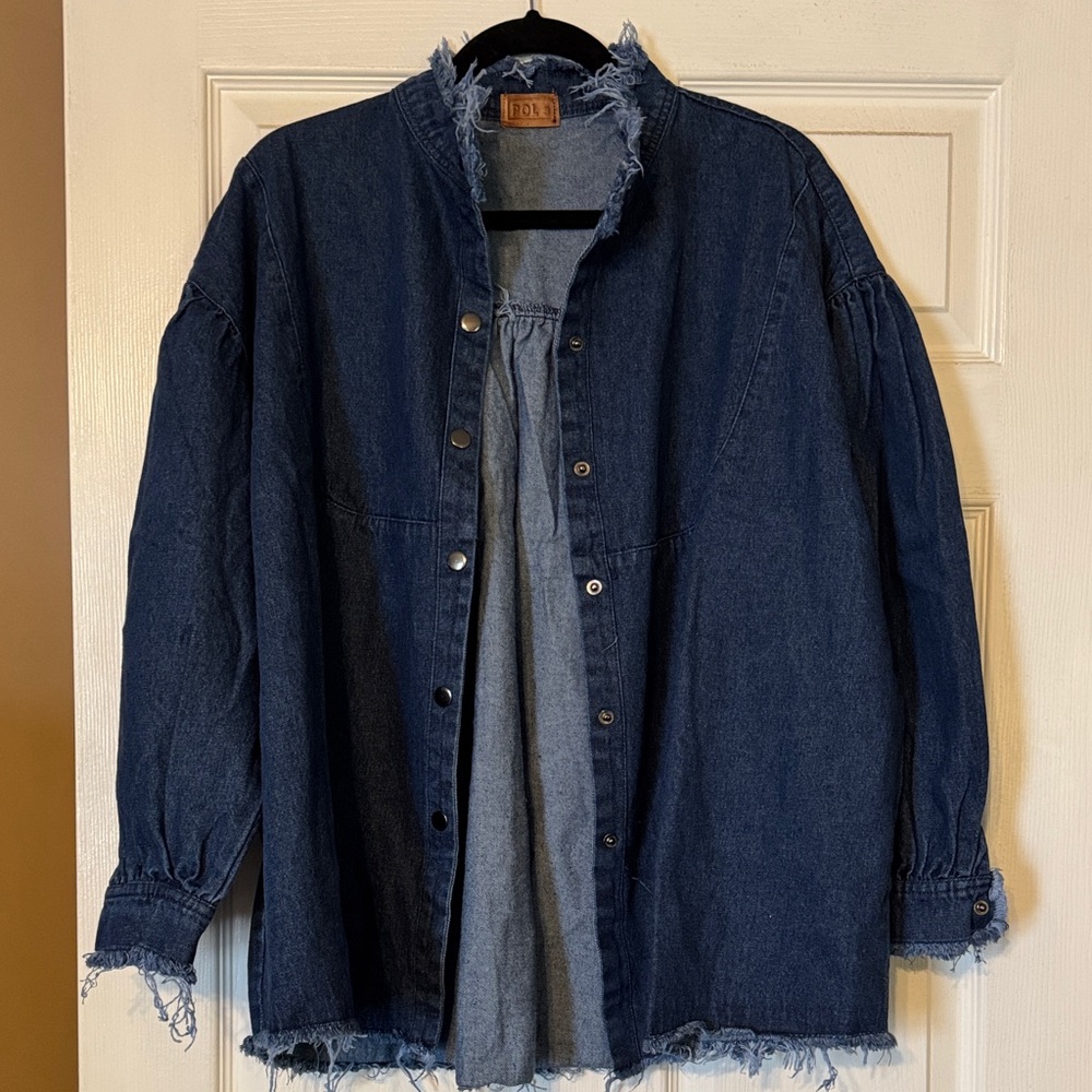 POL Denim Button-Up Jacket with Frayed Edges NWOT oversized S